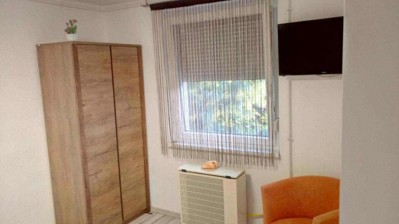 Golden Apartman Orosháza Exterior foto